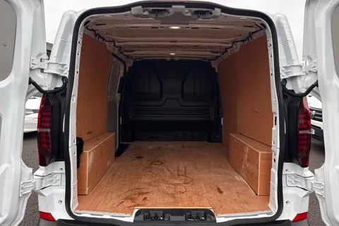 MF25JKZ Volkswagen Transporter 2.0 TDI 150 Commerce Plus Van Thumbnail #10
