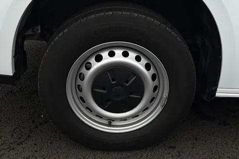 MF25JKZ Volkswagen Transporter 2.0 TDI 150 Commerce Plus Van Thumbnail #22