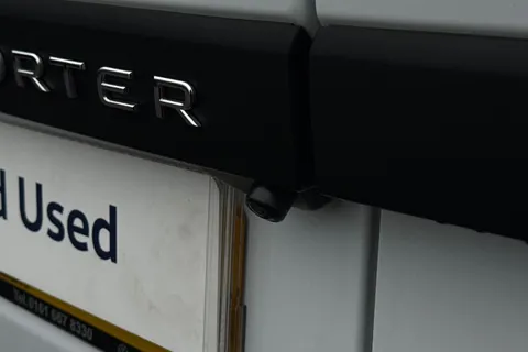 MF25JKZ Volkswagen Transporter 2.0 TDI 150 Commerce Plus Van Thumbnail #31