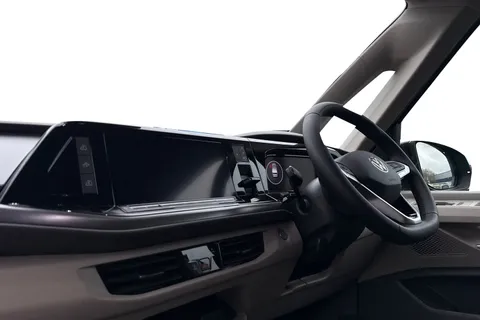 DC75XOH Volkswagen California Coast T7 SWB 150 PS DSG - Parking Heater/ Tow Pack Thumbnail #15