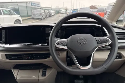 DC75XOH Volkswagen California Coast T7 SWB 150 PS DSG - Parking Heater/ Tow Pack Thumbnail #18