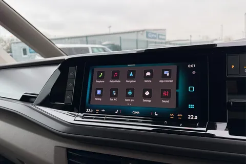 DC75XOH Volkswagen California Coast T7 SWB 150 PS DSG - Parking Heater/ Tow Pack Thumbnail #53