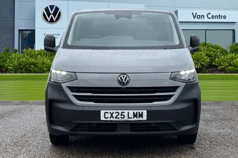 CX25LMM Volkswagen Transporter 2.0 TDI T28 Commerce Plus FWD SWB Euro 6 (s/s) 5dr Thumbnail #7