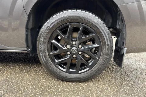 CX25LDF Volkswagen E-Transporter T32 65kWh Commerce Pro Auto RWD SWB 5dr Thumbnail #10