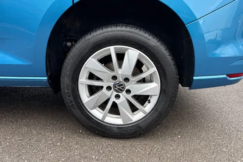 CX74LTF Volkswagen Caddy 2.0 TDI C20 Commerce Pro SWB Euro 6 (s/s) 5dr Thumbnail #12
