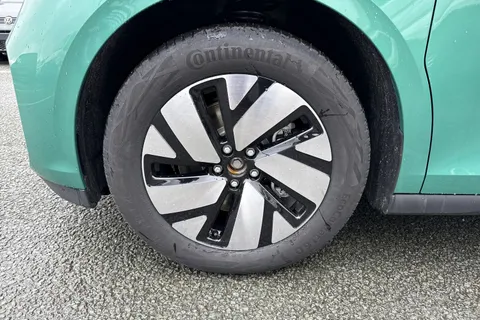 CX75UUH Volkswagen Id. Buzz Cargo Pro 79kWh Commerce Panel Van 5dr Electric Auto 4Motion (340 ps) Thumbnail #10