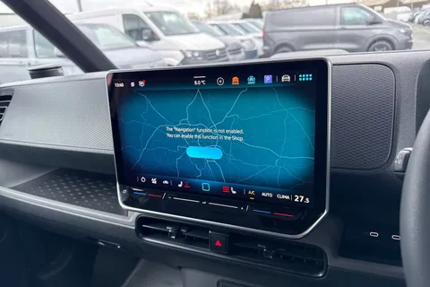 CX26HXR Volkswagen Id. Buzz Cargo Pro 79kWh Commerce Panel Van 5dr Electric Auto 4Motion (340 ps) Thumbnail #17