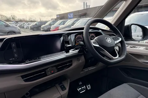 CX26JZR Volkswagen Multivan 2.0 TDI Style MPV 5dr Diesel DSG Euro 6 (s/s) (150 ps) Thumbnail #18