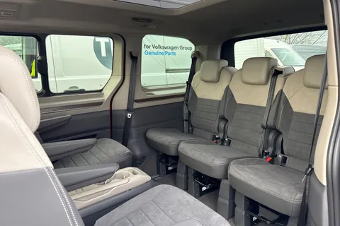 CX26JZR Volkswagen Multivan 2.0 TDI Style MPV 5dr Diesel DSG Euro 6 (s/s) (150 ps) Thumbnail #19