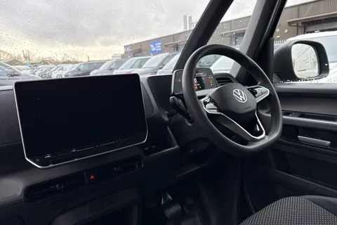 CX75UUH Volkswagen Id. Buzz Cargo Pro 79kWh Commerce Panel Van 5dr Electric Auto 4Motion (340 ps) Thumbnail #18