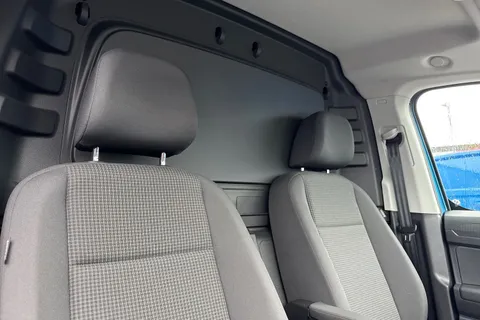 CX74LTF Volkswagen Caddy 2.0 TDI C20 Commerce Pro SWB Euro 6 (s/s) 5dr Thumbnail #25