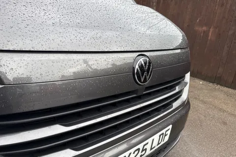 CX25LDF Volkswagen E-Transporter T32 65kWh Commerce Pro Auto RWD SWB 5dr Thumbnail #24