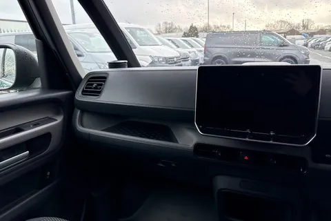 CX75UUH Volkswagen Id. Buzz Cargo Pro 79kWh Commerce Panel Van 5dr Electric Auto 4Motion (340 ps) Thumbnail #20