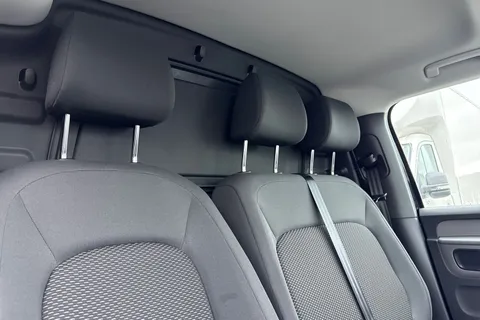 CX26HXR Volkswagen Id. Buzz Cargo Pro 79kWh Commerce Panel Van 5dr Electric Auto 4Motion (340 ps) Thumbnail #24