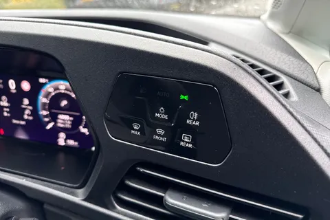 CX74LTF Volkswagen Caddy 2.0 TDI C20 Commerce Pro SWB Euro 6 (s/s) 5dr Thumbnail #29