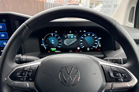 CX25LDF Volkswagen E-Transporter T32 65kWh Commerce Pro Auto RWD SWB 5dr Thumbnail #29