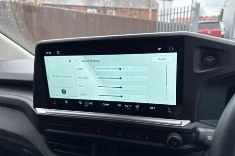 CX25LDF Volkswagen E-Transporter T32 65kWh Commerce Pro Auto RWD SWB 5dr Thumbnail #33