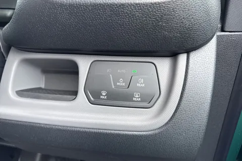 CX75UUH Volkswagen Id. Buzz Cargo Pro 79kWh Commerce Panel Van 5dr Electric Auto 4Motion (340 ps) Thumbnail #30