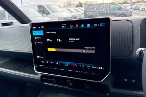 CX75UUH Volkswagen Id. Buzz Cargo Pro 79kWh Commerce Panel Van 5dr Electric Auto 4Motion (340 ps) Thumbnail #41