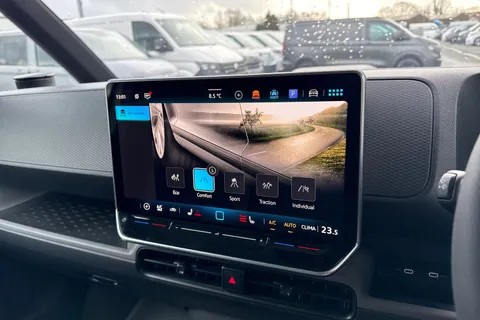 CX75UUH Volkswagen Id. Buzz Cargo Pro 79kWh Commerce Panel Van 5dr Electric Auto 4Motion (340 ps) Thumbnail #45