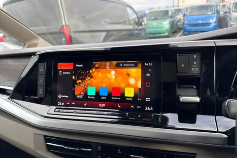 CX26JZR Volkswagen Multivan 2.0 TDI Style MPV 5dr Diesel DSG Euro 6 (s/s) (150 ps) Thumbnail #48