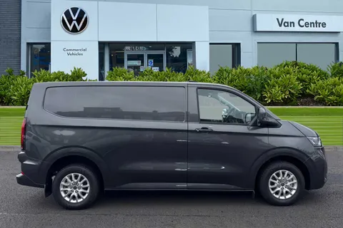 MF75FSG Volkswagen E-Transporter 160kW 65kWh Commerce Pro Van Auto Thumbnail #4