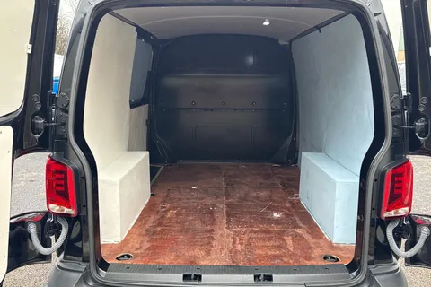 GK72MYB Volkswagen Transporter 2.0TDI 110ps T28 Startline BMT SWB PV Thumbnail #10