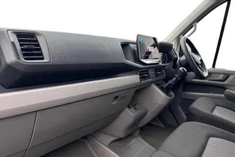 MF74ODT Volkswagen Crafter 2.0TDI (140PS) CR35 MWB Manual Thumbnail #10