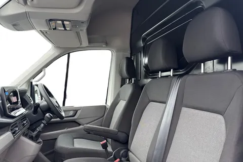 MF74ODT Volkswagen Crafter 2.0TDI (140PS) CR35 MWB Manual Thumbnail #12