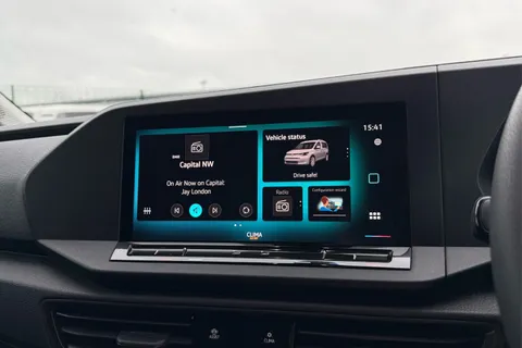 DA25EVP Volkswagen Caddy 2.0 TDI 102PS Commerce Van [Business/Tech Pack] Thumbnail #18