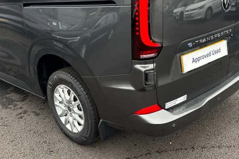 MF75FSG Volkswagen E-Transporter 160kW 65kWh Commerce Pro Van Auto Thumbnail #16