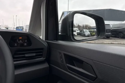DA25EVP Volkswagen Caddy 2.0 TDI 102PS Commerce Van [Business/Tech Pack] Thumbnail #22