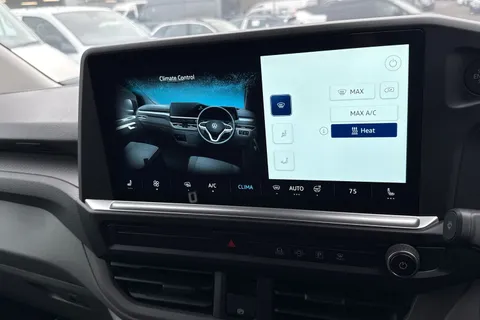 MF75FSG Volkswagen E-Transporter 160kW 65kWh Commerce Pro Van Auto Thumbnail #19