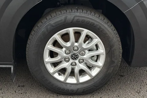 MF75FSG Volkswagen E-Transporter 160kW 65kWh Commerce Pro Van Auto Thumbnail #24