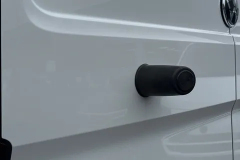 MF74ODT Volkswagen Crafter 2.0TDI (140PS) CR35 MWB Manual Thumbnail #29