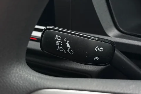 DA25EVP Volkswagen Caddy 2.0 TDI 102PS Commerce Van [Business/Tech Pack] Thumbnail #34