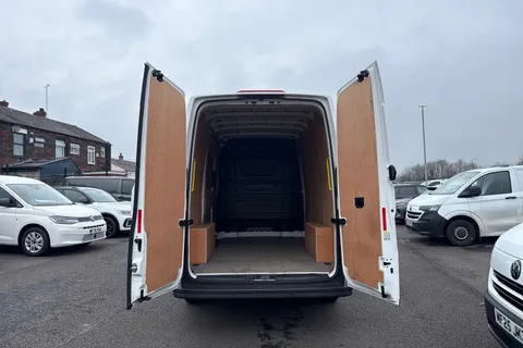 MF74ODT Volkswagen Crafter 2.0TDI (140PS) CR35 MWB Manual Thumbnail #33