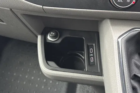 GK72MYB Volkswagen Transporter 2.0TDI 110ps T28 Startline BMT SWB PV Thumbnail #31