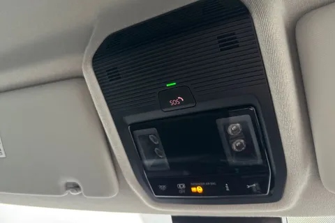 DA25EVP Volkswagen Caddy 2.0 TDI 102PS Commerce Van [Business/Tech Pack] Thumbnail #41