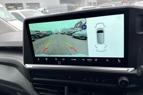 MF75FSG Volkswagen E-Transporter 160kW 65kWh Commerce Pro Van Auto Thumbnail #37