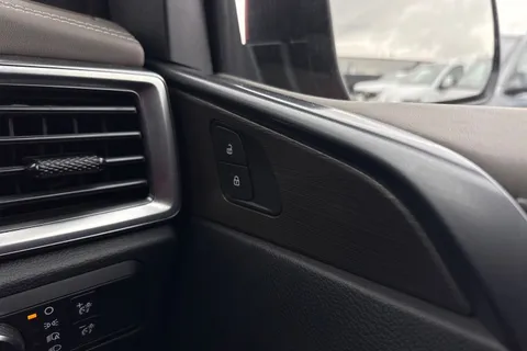 CV74UTS Volkswagen Amarok D/Cab Pick Up Style 2.0 TDI 205 4MOTION Auto Thumbnail #19