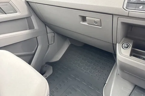 SB73XLE Volkswagen California 2.0 TDI 600 5dr Tip Auto [3.88T] Thumbnail #21