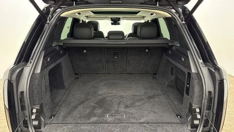 KP24CGY Land Rover Range Rover 3.0 D300 HSE 5dr Thumbnail #11