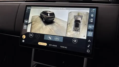 KP24CGY Land Rover Range Rover 3.0 D300 HSE 5dr Thumbnail #13