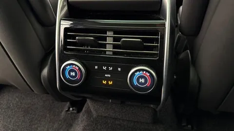 KP24CGY Land Rover Range Rover 3.0 D300 HSE 5dr Thumbnail #18