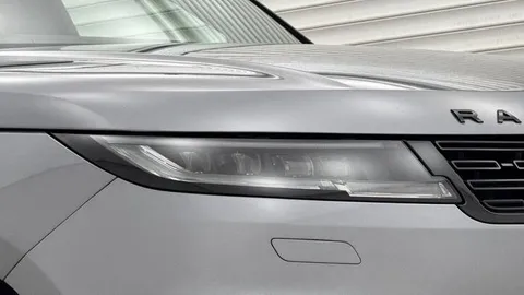 KW74YSV Land Rover Range Rover Sport 3.0 D300 Dynamic SE 5dr Thumbnail #17