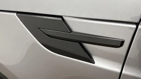 KW74YSV Land Rover Range Rover Sport 3.0 D300 Dynamic SE 5dr Thumbnail #20