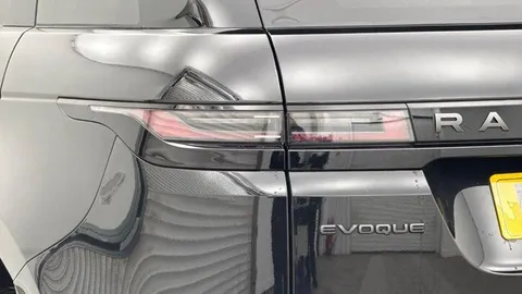 KM74GYX Land Rover Range Rover Evoque 2.0 D200 Dynamic HSE 5dr Thumbnail #19