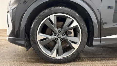 8 of 10 for Audi Q4 e-tron Q4 Sportback S line 40 e-tron 150,00 kW