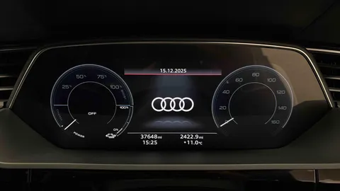 10 of 10 for Audi e-tron Black Edition 55 quattro 300,00 kW